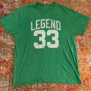 Legend 33 Chowdaheadz XL Mens Graphic Tee. Sm paint blemish on back